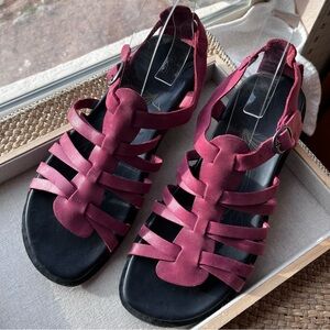 Keen Red Leather Alman Gladiator Ankle Strap Sandals, 9, Strappy Comfort